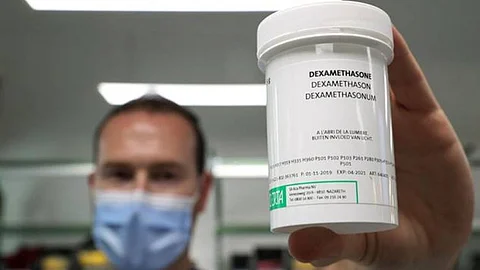 ഡെക്സമെതസോണ് കൊവിഡ് മരണനിരക്ക് കുറയ്ക്കുന്നുവെന്ന് കണ്ടെത്തല് ; നിര്ണായക വഴിത്തിരിവ്
