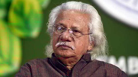 കെ ആര് നാരായണന് ഇന്സ്റ്റിറ്റ്യൂട്ടിനെ കര കയറ്റണം, പിന്തുണയുണ്ടെങ്കില് ഇന്ത്യയിലെ മികച്ച സ്ഥാപനമാക്കി മാറ്റാമെന്ന് അടൂര്