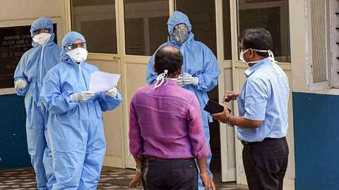 കണ്ടെയ്ന്മെന്റ് സോണിലെ വീടുകളില് പ്രാര്ത്ഥന നടത്തിയ പാസ്റ്റര്ക്ക് കൊവിഡ്, പീരുമേട്ടില് 6 വാര്ഡുകള് കൂടി അടച്ചു