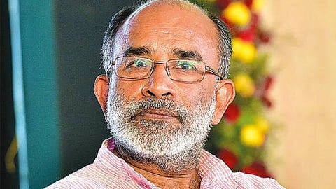'അവിടെ നടന്നത് വിവരക്കേട്', ഏത് രാഷ്ട്രീയപാര്ട്ടിയായാലും മൃതദേഹത്തോടുള്ള അനാദരവ് തെറ്റെന്ന് കണ്ണന്താനം
