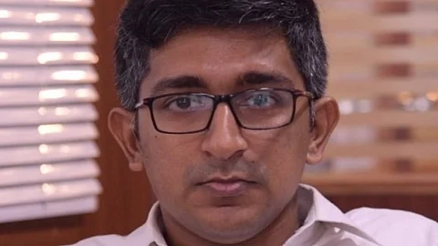 'നമ്മുടെ സിനിമാക്കാരും എഴുത്തുകാരും എവിടെ?' ഇത് സാമൂഹിക പ്രതിബദ്ധത പരിശോധിക്കാനുള്ള സമയമെന്ന് ഹരീഷ് വാസുദേവന്