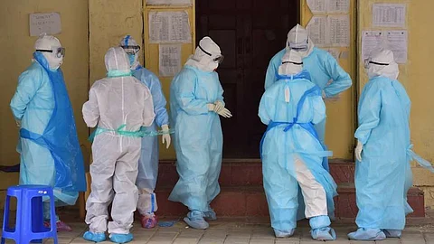 സംസ്ഥാനത്ത് 1083 പേര്ക്ക് കൂടി കൊവിഡ്; 1021 പേര്ക്ക് രോഗമുക്തി