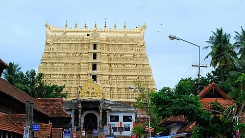 'ബി നിലവറ തുറക്കുന്നത് ഭരണസമിതിക്ക് തീരുമാനിക്കാം'; രാജകുടുംബത്തിന്റെ അവകാശം ശരിവെച്ച് സുപ്രീംകോടതി