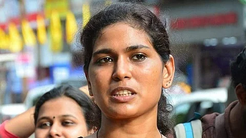 നഗ്നശരീരത്തില് മക്കളെക്കൊണ്ട് ചിത്രം വരപ്പിച്ചെന്ന കേസ് : രഹ്ന ഫാത്തിമയുടെ മുന്കൂര് ജാമ്യാപേക്ഷ തള്ളി