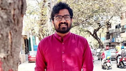 'മൊബൈല് ഫോണുകള് വേദികളായി, സീറോ ബജറ്റില് വാട്സ്ആപ്പിലൂടെ കലോത്സവം'; ശ്രീനാഥിന്റെ ലോക്ക്ഡൗണ് ആശയത്തിന് കയ്യടി