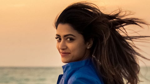 താരങ്ങളില് പലരും മറന്നപ്പോള് സിനിമാ തൊഴിലാളികള്ക്കായ് മംമ്ത, മോഹന്ലാലിനും മഞ്ജുവിനും പിന്നാലെ കരുതല്നിധിയിലേക്ക് സഹായം