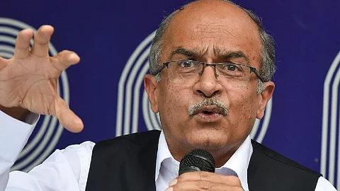 ദയയല്ല നീതിയാണ് വേണ്ടതെന്ന് പ്രശാന്ത് ഭൂഷണ്; ശിക്ഷിക്കരുതെന്ന് അറ്റോര്ണി ജനറല്