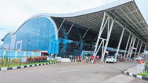 തിരുവനന്തപുരം വിമാനത്താവള നടത്തിപ്പ് സ്വകാര്യകമ്പനിക്ക്; 50 വര്ഷത്തേക്കുള്ള കരാര് നല്കിയത് അദാനി ഗ്രൂപ്പിന്