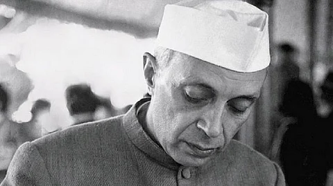 നെഹ്രുവിനെ ഓര്മിച്ചുകൊണ്ട് വേദനയോടെ കോണ്ഗ്രസ്സിനോട് പറയട്ടെ, മതനിരപേക്ഷതയുടെ ഇത്തിരി ഉപ്പ് രസമെങ്കിലും നിലനിര്ത്തൂ...