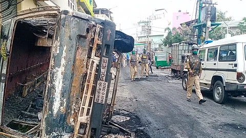 ബെംഗളൂരു സംഘര്ഷം: എസ് ഡി പി ഐ നേതാവ് അറസ്റ്റില്; ഗൂഢാലോചനയുണ്ടെന്ന് സര്ക്കാര്