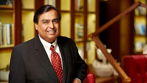 രാജ്യത്ത് ഏറ്റവും സമ്പന്നന് മുകേഷ് അംബാനി; ലോക്ക്ഡൗണില് ഓരോ മണിക്കൂറിലും സമ്പാദിച്ചത് 90 കോടി
