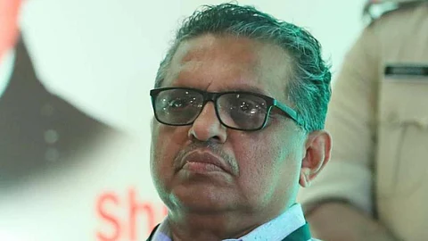 കൊവിഡ് രോഗിക്ക് ആംബുലന്സില് പോലും രക്ഷയില്ലെന്ന് മുന് ഡിജിപി ജേക്കബ് പുന്നൂസ്