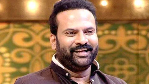 'പിച്ചക്കാരോടും സെക്സ് വര്ക്കേഴ്സിനോടും തര്ക്കിക്കരുത്, അവര്ക്ക് സ്കില്സ് ഇല്ലല്ലോ', അധിക്ഷേപപരാമര്ശവുമായി ടിനിടോം, വിമര്ശനം