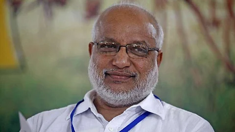 ജനന മരണങ്ങള്ക്കും ആരോഗ്യ വീണ്ടെടുപ്പിനും സാക്ഷി ; കൊവിഡ് തീവ്രപരിചരണ വിഭാഗത്തിലെ അനുഭവം പങ്കുവെച്ച് എംഎ ബേബി