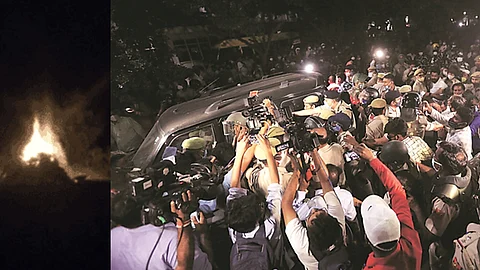 'മൃതദേഹം തിരക്കിട്ട് സംസ്കരിച്ചു'; വീട്ടിലേക്ക് കൊണ്ടുവരാന് പൊലീസ് സമ്മതിച്ചില്ലെന്ന് ദളിത് പെണ്കുട്ടിയുടെ കുടുംബം