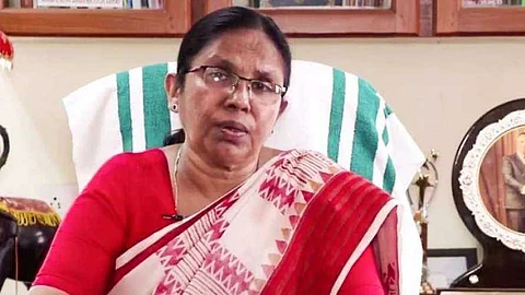 ഇപ്പോള് അനുഭവിക്കുന്നത് ആള്ക്കൂട്ടങ്ങള് ഉണ്ടായതിന്റെ ഫലം, ആരോഗ്യവകുപ്പിന്റെ വീഴ്ചയായി പ്രചരിപ്പിക്കുന്നുവെന്നും കെ.കെ ശൈലജ