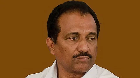 അവാര്ഡുകള് തിരിച്ചു കൊടുക്കണം; കൊവിഡ് നിയന്ത്രണത്തിനല്ല പി.ആര് വര്ക്കിനാണ് സര്ക്കാര് ശ്രമിച്ചതെന്ന് ബെന്നി ബെഹനാന്