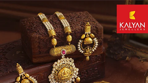 ഉത്സവകാല ഓഫറുകളുമായി കല്യാണ് ജ്വല്ലേഴ്സ് ; 300 കിലോ സ്വര്ണം സമ്മാനം