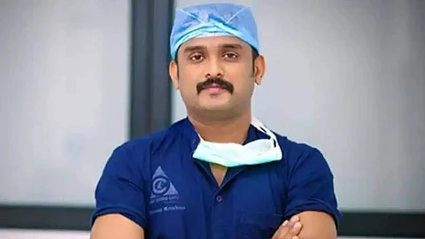 ആധികാരികത വിഷയമേയല്ലാത്ത സമൂഹമായി നമ്മൾ മാറുന്നതിന്റെ ഇരയാണ് ആ യുവ ഡോക്ടർ