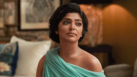 'വൈകാരികമായി മുറിപ്പെട്ടുവെന്നോ?, ഞങ്ങള് എന്ത് പറയണമെന്നാണ് നിങ്ങള് ആഗ്രഹിക്കുന്നത്?'; റിമ കല്ലിങ്കല്