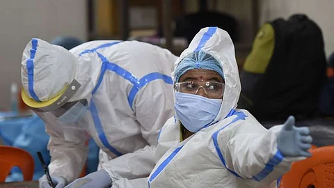 വീണ്ടും ആശങ്കയായി കൊവിഡ്; ഇന്ന് 6293 പേര്ക്ക് രോഗം സ്ഥിരീകരിച്ചു; ഇതുവരെ മരണം 3643