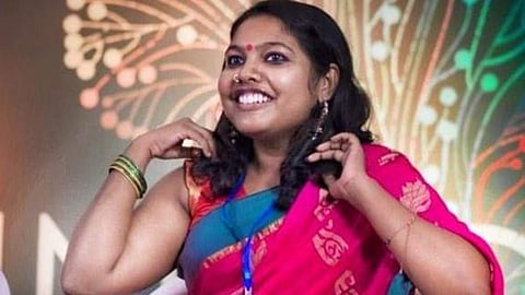 യൂട്യൂബ് ചാനലിലൂടെ അശ്ലീല പ്രചരണമെന്ന് ആരോപിച്ച് ശ്രീലക്ഷ്മി അറയ്ക്കലിനെതിരെ കേസ്