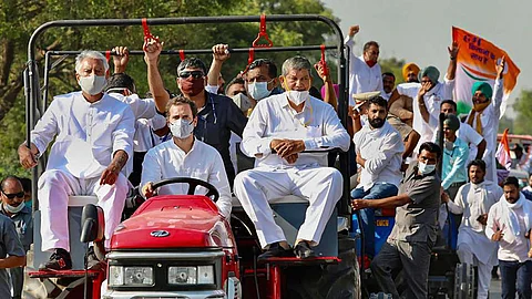 '8000 കോടിയുടെ വിമാനം വാങ്ങിയത് കണ്ടില്ല, കുഷ്യന് കണ്ടു' ; തിരിച്ചടിച്ച് രാഹുല്ഗാന്ധി