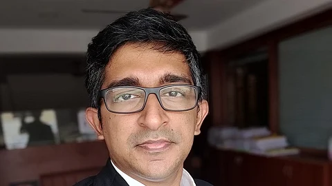 'ഇതിലെവിടെയാണ് സൈബര് സ്പേസ്, സ്ത്രീസുരക്ഷ, ദുരുദ്ദേശം വ്യക്തമാണ്'