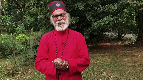 വിദേശഫണ്ട് വകമാറ്റിയെന്ന് ആദായ നികുതി വകുപ്പ്;കെ.പി.യോഹന്നാനെ തിങ്കളാഴ്ച ചോദ്യം ചെയ്യും