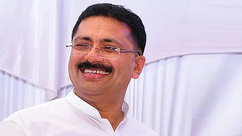 'നാട്ടില് തന്നെയുണ്ട്, ഇഞ്ചി കൃഷിക്ക് യോജ്യമായ സ്ഥലം കിട്ടാനുണ്ടോ' ; പരിഹാസവുമായി മന്ത്രി കെ.ടി ജലീല്