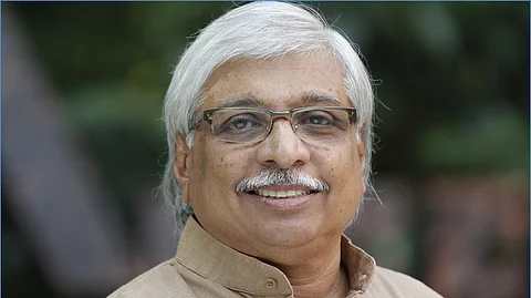 സ്വന്തം സിനിമകളോ സുഹൃത്തുക്കളുടെ സിനിമകളോ അംഗീകരിക്കപ്പെട്ടാല് അവര്ക്ക് ജൂറി മികച്ചത്, അവാര്ഡ് തടസപ്പെടുത്താന് ശ്രമമുണ്ടായി: കമല്