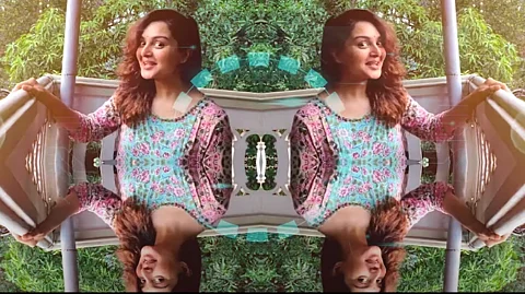 സ്ത്രീകളാണ്, അവര് വരുമ്പോ തന്നെ ഐശ്വര്യമില്ലേ, കിം കിം പാടി മഞ്ജു വാര്യര്; ജാക്ക് ആന്ഡ് ജില് സോംഗ്