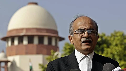 'അര്ണബിന് ജാമ്യം നല്കാന് ചുറുചുറുക്ക് കാണിച്ച സുപ്രീംകോടതിക്ക്, ഇതാ കാരുണ്യത്തിനായി കാത്തിരിക്കുന്നവരുടെ ലിസ്റ്റ്'; പ്രശാന്ത് ഭൂഷണ്