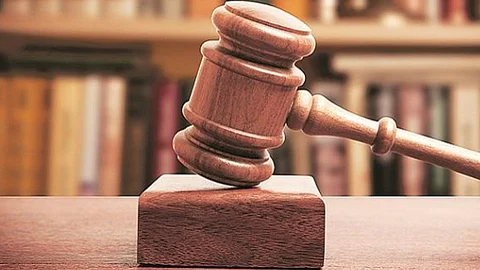 സഹോദരങ്ങളുടെ മക്കള് തമ്മില് വിവാഹിതരാകുന്നത് നിയമവിരുദ്ധമെന്ന് കോടതി