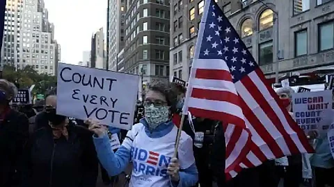 ബൈഡന് വിജയത്തിനരികെ, വോട്ടെണ്ണല് നിര്ത്തിവെക്കണമെന്ന് ട്രംപ്; അമേരിക്കന് നഗരങ്ങളില് പ്രതിഷേധം