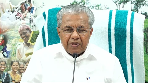 'ജനങ്ങളുടെ വിജയം' ; കേരളത്തെ തകര്ക്കാന് ശ്രമിച്ചവര്ക്ക് നാടിനെ സ്നേഹിക്കുന്നവര് മറുപടി നല്കിയെന്ന് മുഖ്യമന്ത്രി