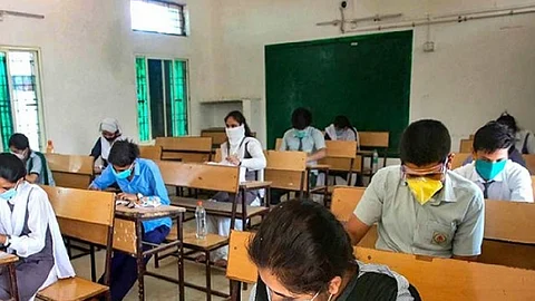 എസ്.എസ്.എല്.സി, പ്ലസ് ടു പരീക്ഷകള് മാര്ച്ച് 17 മുതല്; സംസ്ഥാനത്ത് വിദ്യാഭ്യാസ സ്ഥാപനങ്ങള് തുറക്കുന്നു