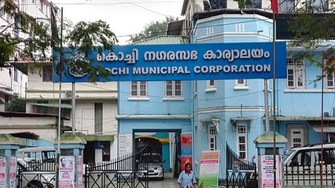 ത്രിശങ്കുവില് കൊച്ചി കോര്പ്പറേഷന്; വിമതര് നിര്ണ്ണായകം
