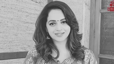 'സൈബര് അബ്യൂസ് നടത്തുന്നവരുടെ ചിന്താഗതി എന്താണെങ്കിലും അത് നല്ലതല്ല'; WCC കാമ്പയിനൊപ്പം ഭാവന