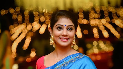 'മനുഷ്യനായാണ് ജനിച്ചതും വളർന്നതും', ജാതി ഏതെന്ന ചോദ്യത്തിന് രചന നാരായണൻകുട്ടിയുടെ മറുപടി.
