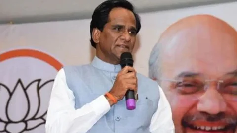 'കര്ഷകസമരത്തിന് പിന്നില് ചൈനയുടെയും പാക്കിസ്താന്റെയും ഗൂഢാലോചന'; വിവാദ പ്രസ്താവനയുമായി കേന്ദ്രമന്ത്രി