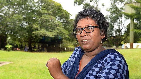 ബിന്ദു അമ്മിണിക്കെതിരെ സ്ത്രീവിരുദ്ധ പരാമര്ശവുമായി സന്ദീപ് വാര്യരുടെ പിതാവ്; സ്ക്രീന്ഷോട്ടുകള് സോഷ്യല്മീഡിയയില്; വിമര്ശനം