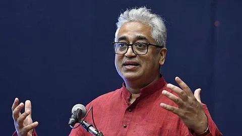 കര്ഷകന് കൊല്ലപ്പെട്ടത് പൊലീസ് വെടിവെപ്പിലെന്ന് ട്വീറ്റ്; രാജ്ദീപ് സര്ദേശായിയെ വിലക്കി ഇന്ത്യാ ടുഡേ