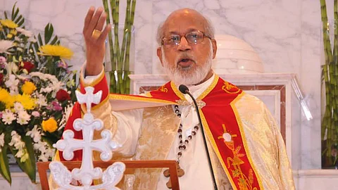 അങ്കമാലി അതിരൂപതയിലെ ഭൂമി വില്പ്പനയില് വ്യാജ പട്ടയം; കേസെടുക്കണമെന്ന് റിപ്പോര്ട്ട്