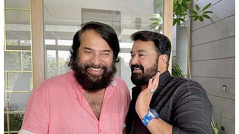 ഇച്ചാക്കയുടെ പുതിയ വീട്ടില് മോഹന്ലാല്, വൈറല് ചിത്രം പുതിയ സിനിമയുടേതല്ല