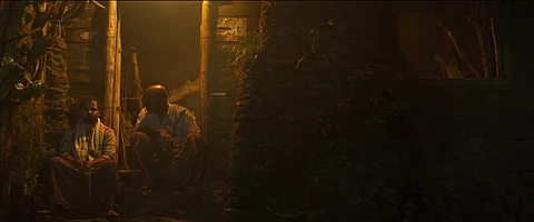 ഒറ്റക്കാഴ്ചയില് കുരുക്കഴിക്കാവുന്നതല്ല; Lijo Jose Pellissery’s Churuli Movie Review