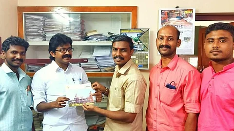 രാമക്ഷേത്ര ഫണ്ട് കാമ്പയിനില് എല്ദോസ് കുന്നപ്പിള്ളി; വിവാദം; തെറ്റിദ്ധരിപ്പിച്ച് ഫോട്ടോയെടുത്തെന്ന് വിശദീകരണം