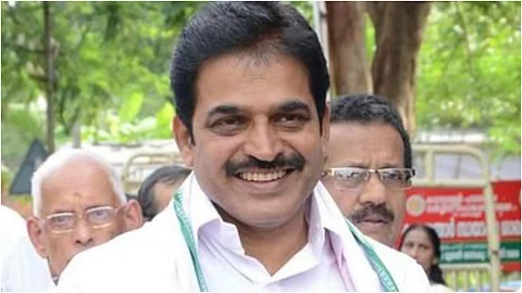 'നേമത്തോ വട്ടിയൂർക്കാവിലോ മത്സരിക്കുവാൻ തയ്യാർ; കെ സി വേണുഗോപാലിന്റെ നാടകീയ പ്രഖ്യാപനം