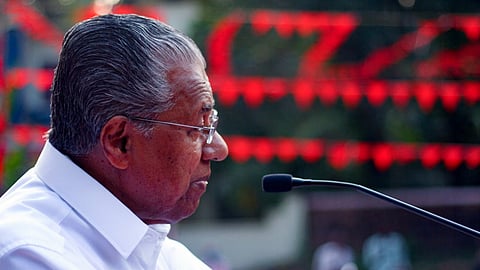 പിണറായി തുടരും, ശബരിമല ബാധിക്കില്ല, സ്ത്രീവോട്ടര്മാരുടെ പിന്തുണയിലും പിണറായി മുന്നില്; മീഡിയ വണ് സര്വേ