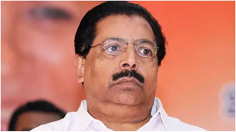 'സീറ്റ് വിഭജനം വീതം വെപ്പ്'; പി സി ചാക്കോ കോണ്ഗ്രസ് വിട്ടു